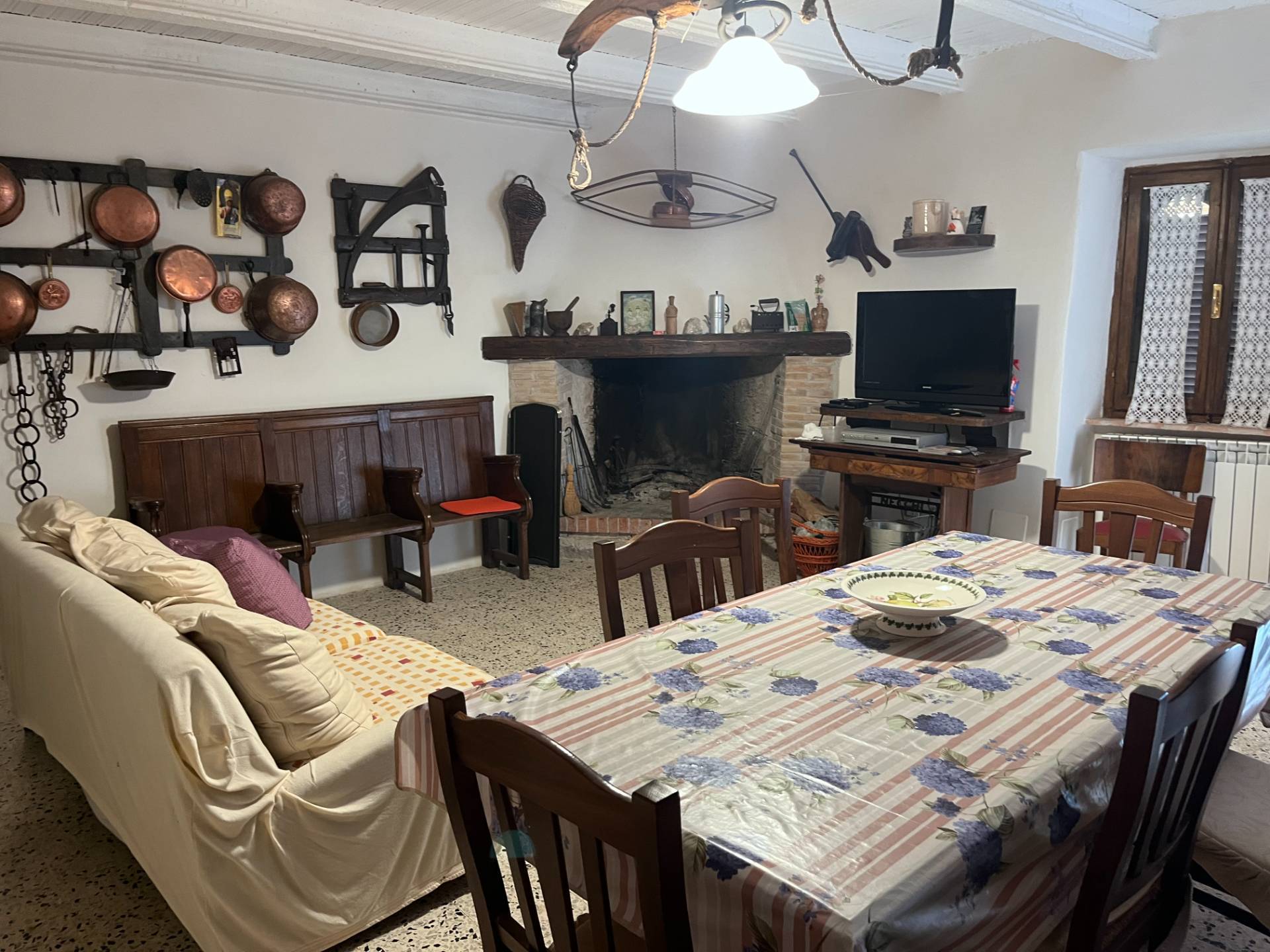 Casa semi indipendente in vendita a Campello sul Clitunno, Spina Nuova