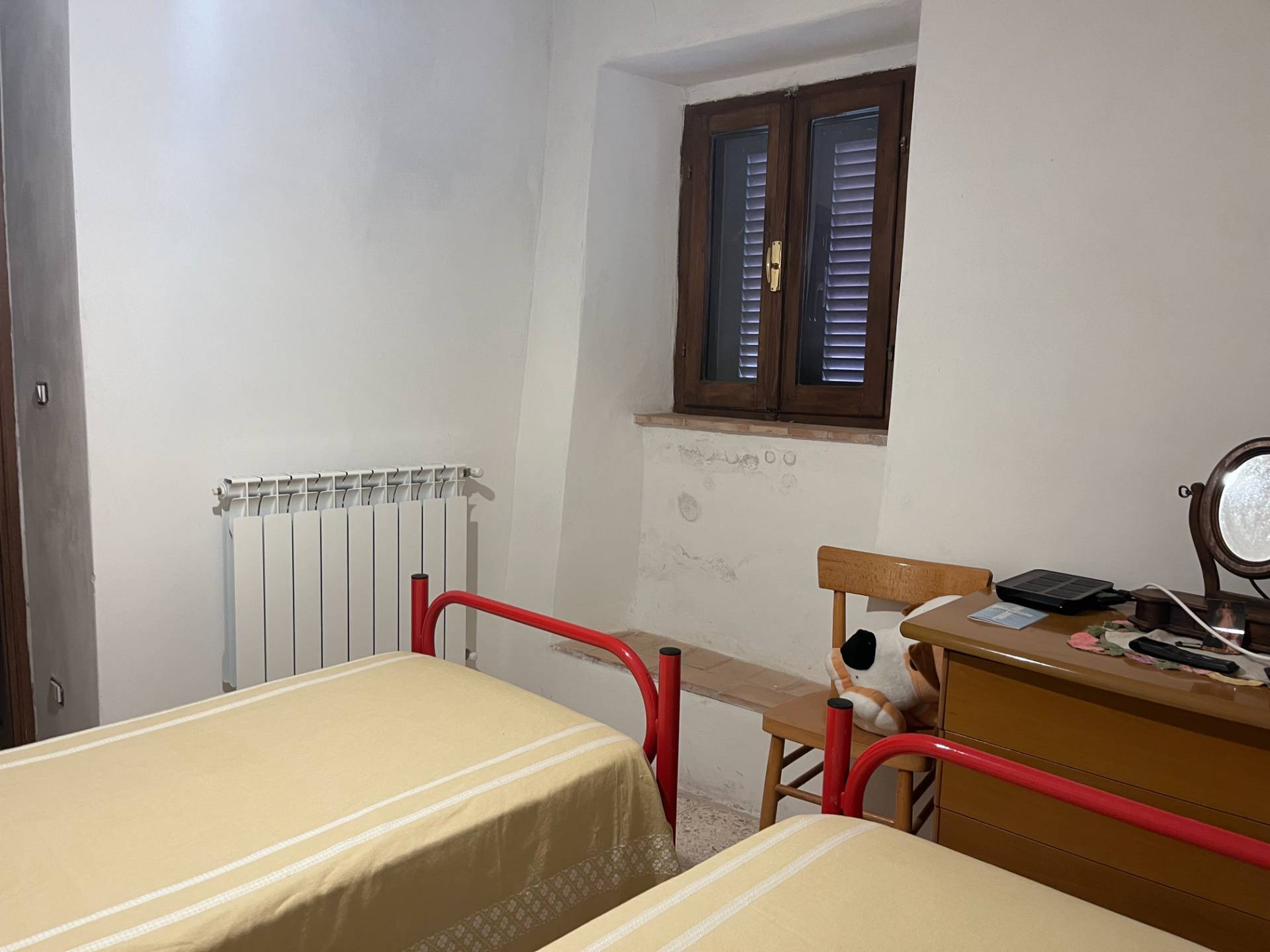 Casa semi indipendente in vendita a Campello sul Clitunno, Spina Nuova