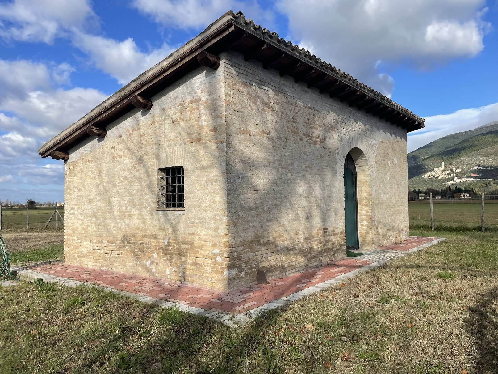 Rustico/Casale/Corte in vendita a Spoleto