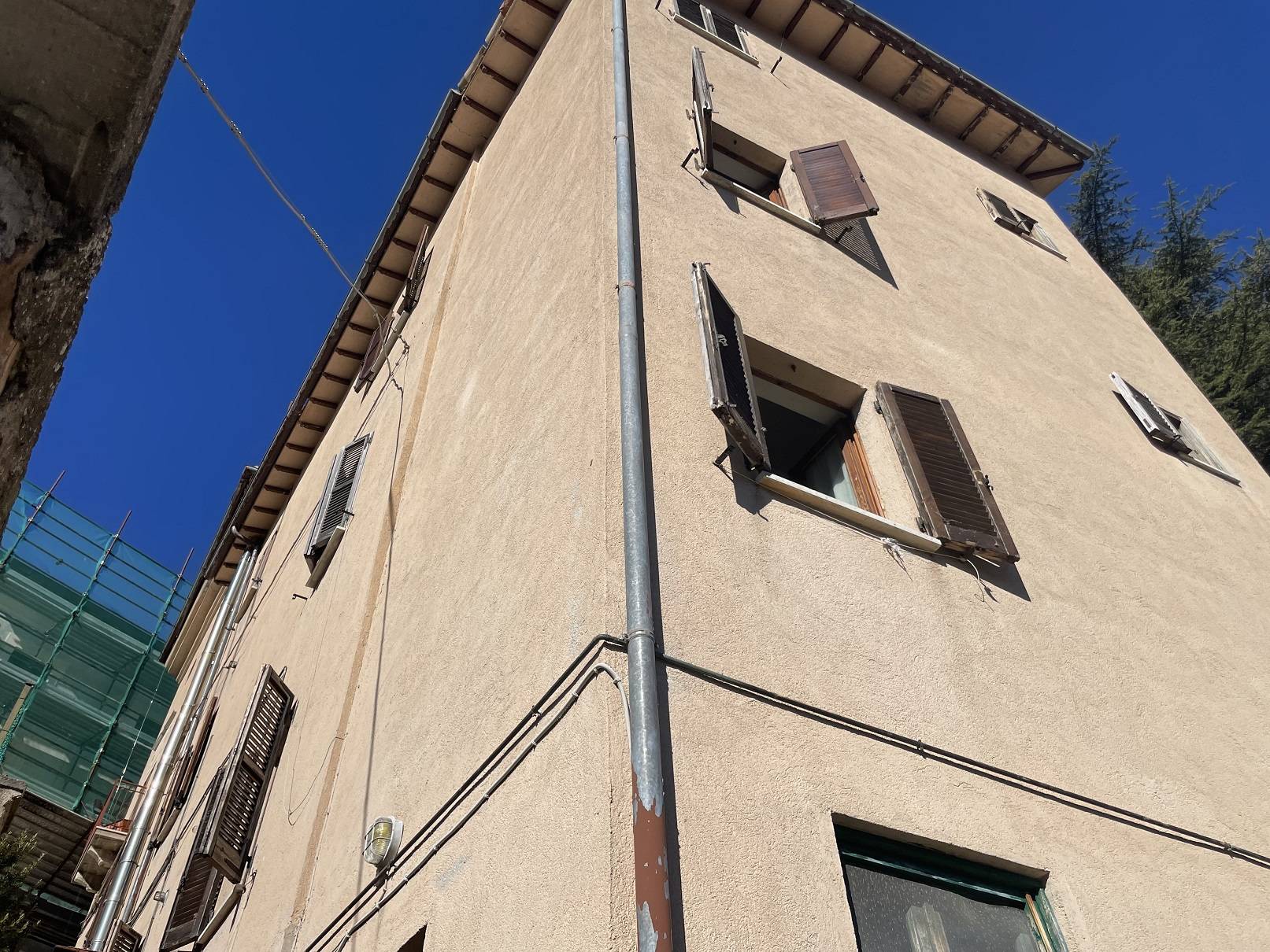 Appartamento indipendente in vendita a Cerreto di Spoleto, Cerreto di Spoleto - Centro