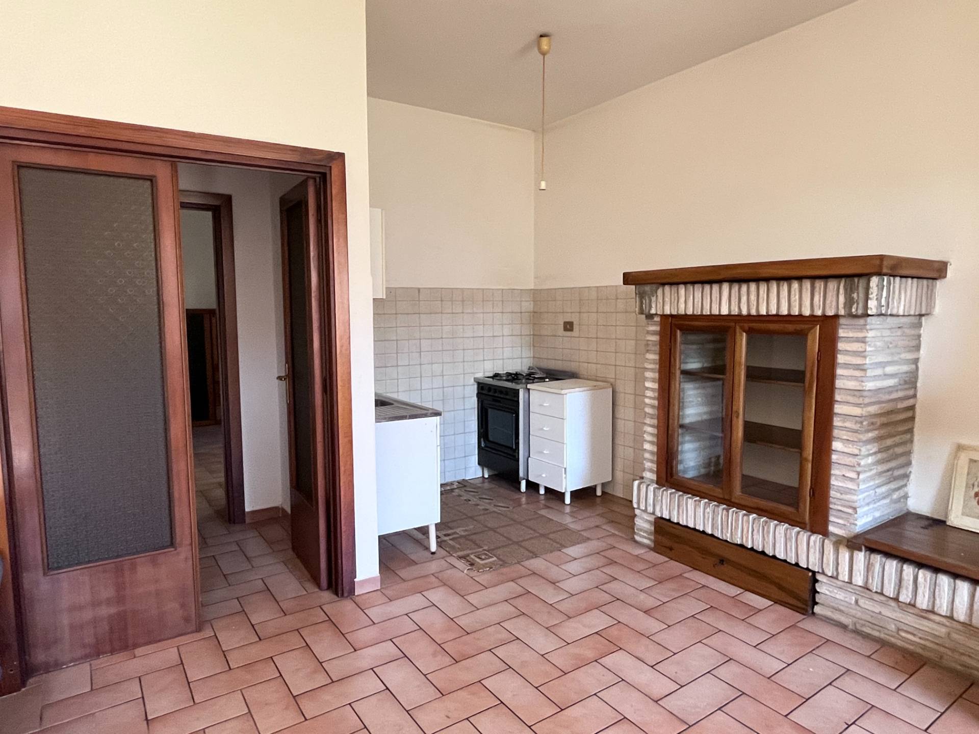 Casa semi indipendente in vendita a Sellano, Colle