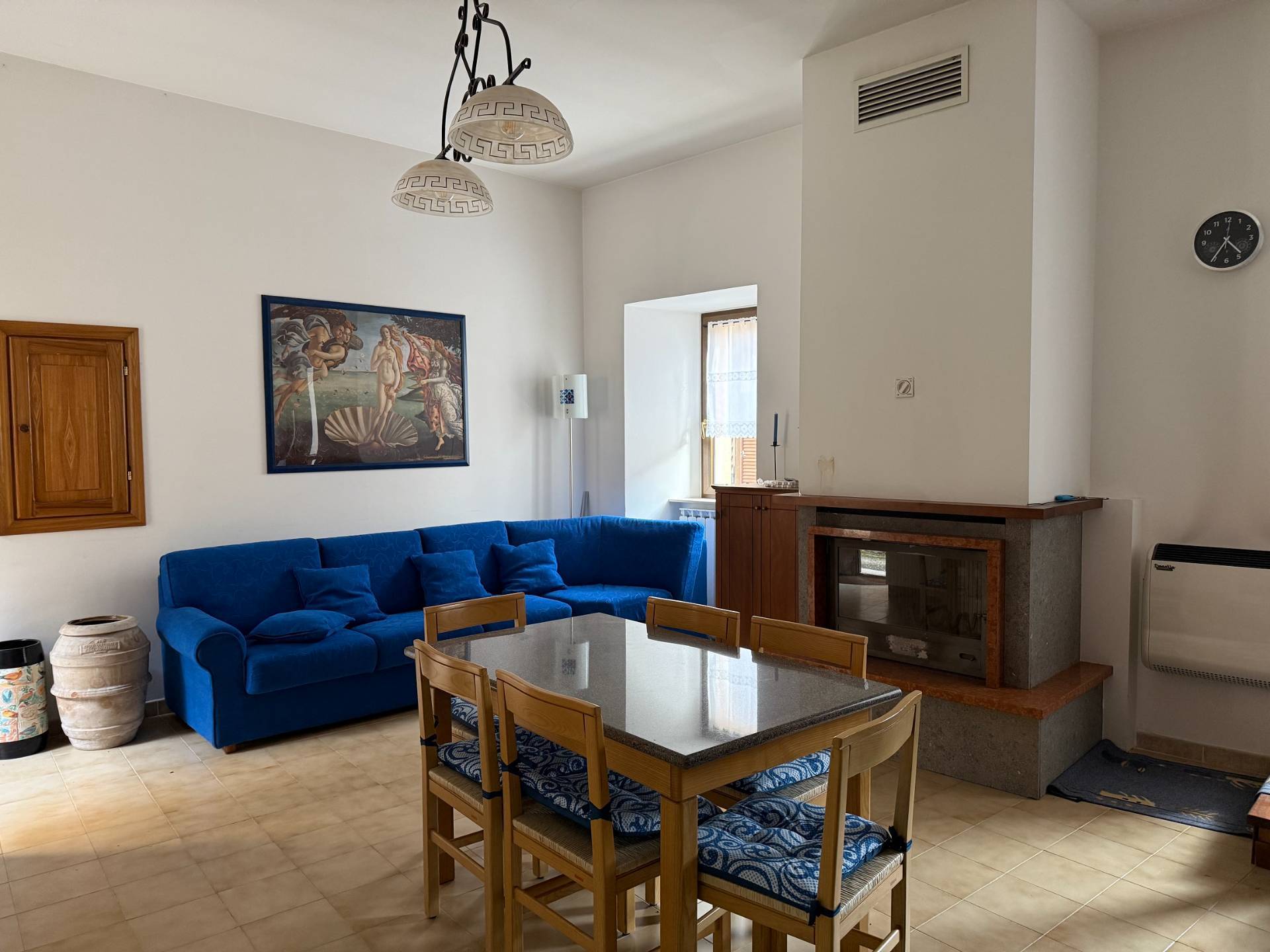 Appartamento indipendente in vendita a Cerreto di Spoleto, Triponzo