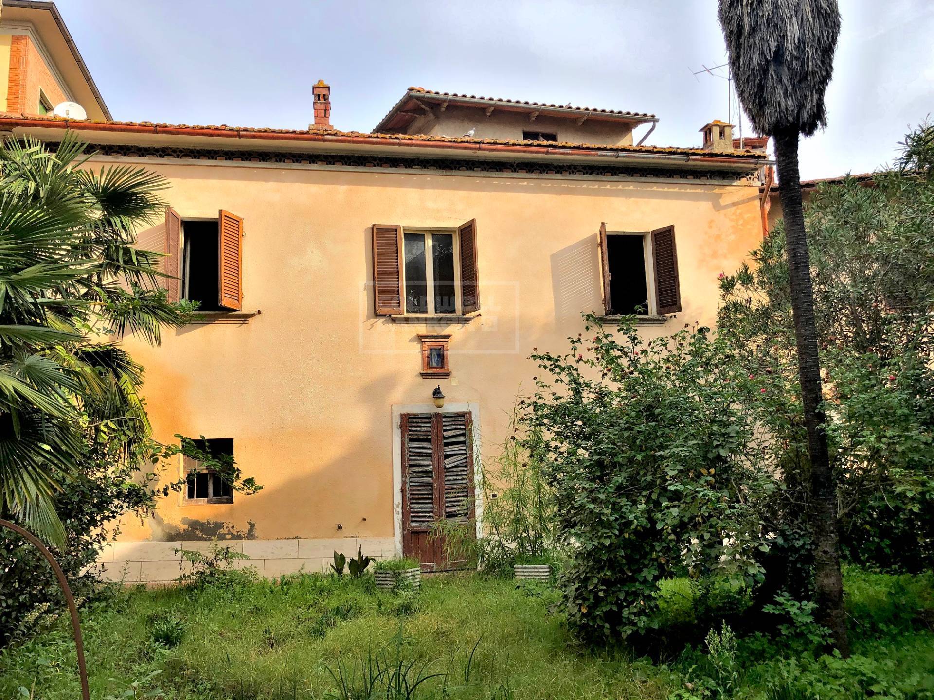 Stabile / Palazzo in vendita a Sinalunga, Bettolle