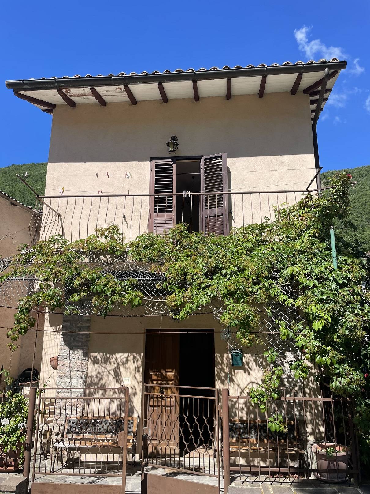 Casa semi indipendente in vendita a Cerreto di Spoleto, Rocchetta