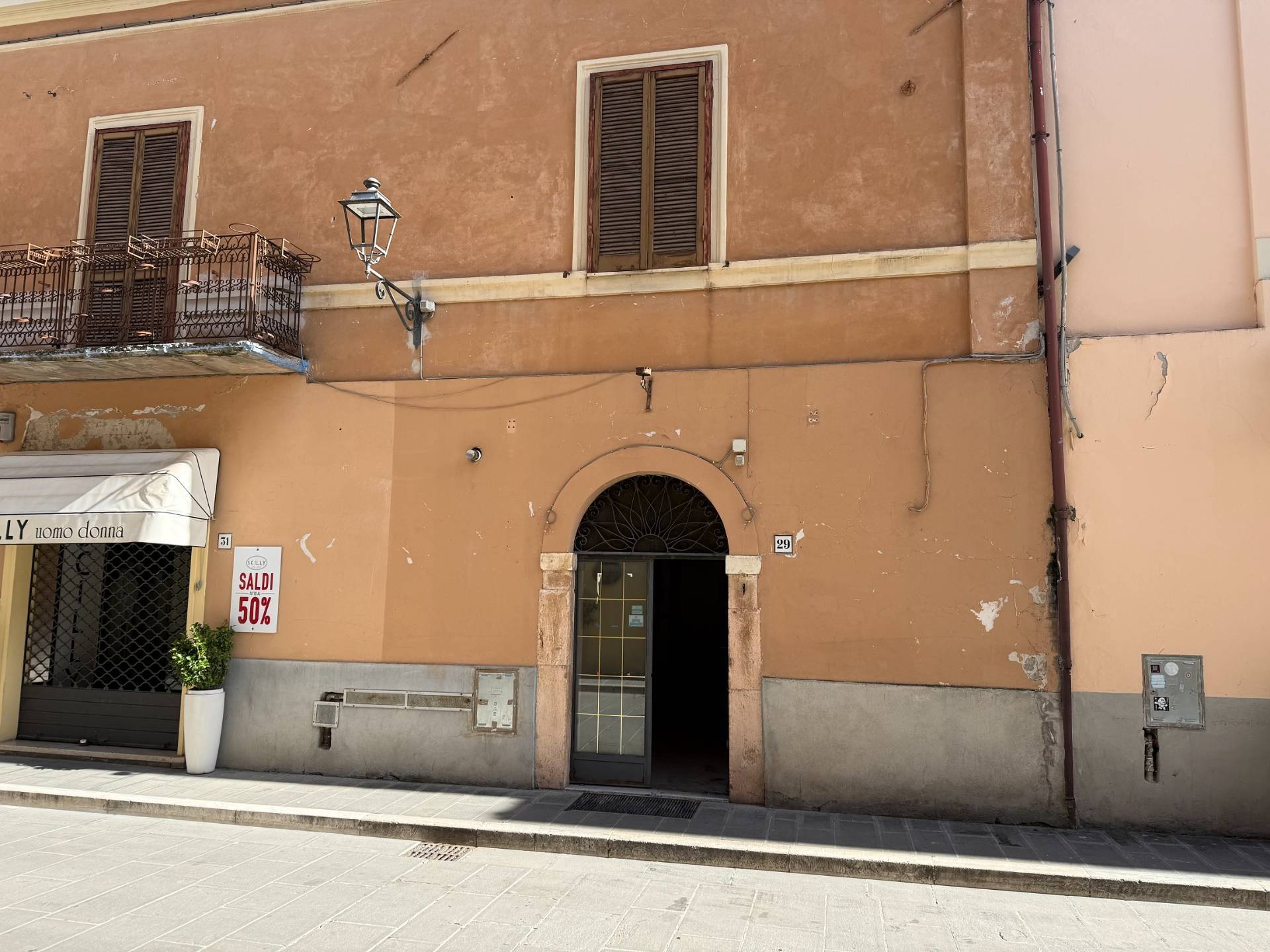 Negozio in vendita a Norcia, Norcia - Centro