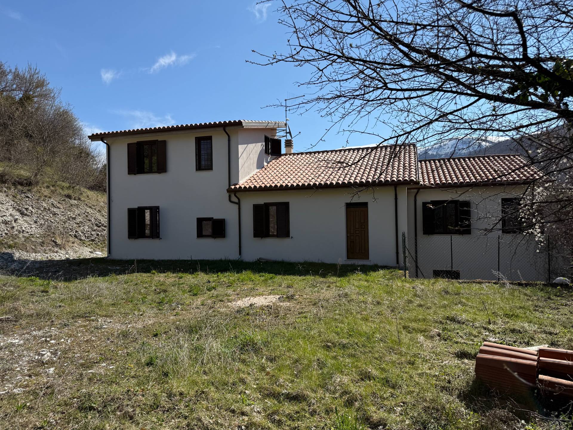 Appartamento indipendente in vendita a Norcia, Savelli