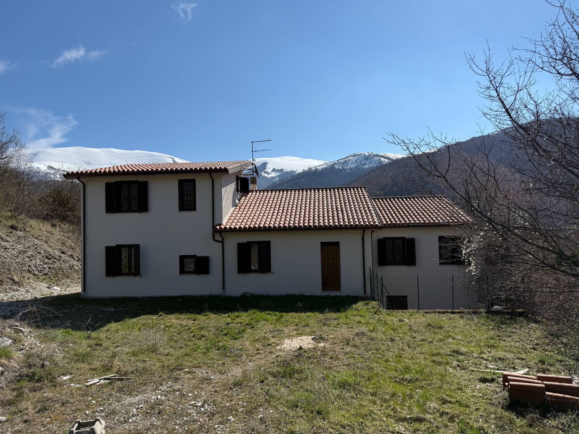 Appartamento indipendente in vendita a Norcia, Savelli