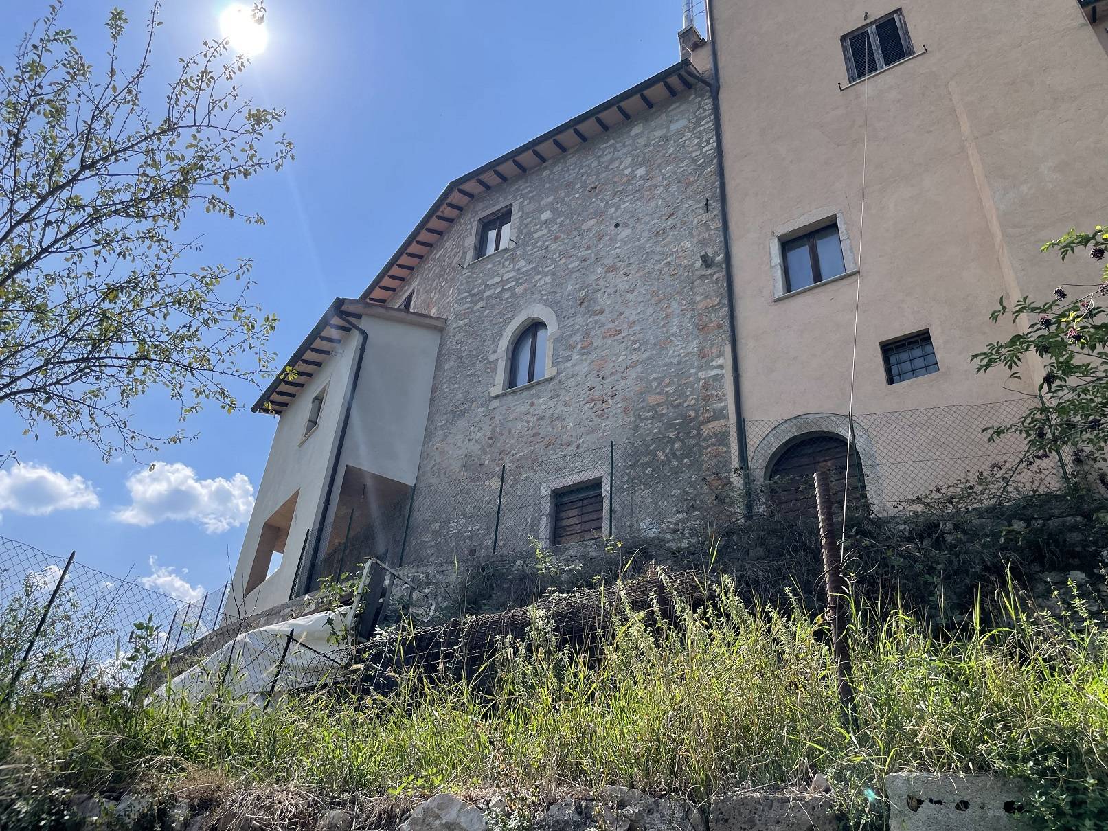 Casa semi indipendente in vendita a Cerreto di Spoleto, Cerreto di Spoleto - Centro