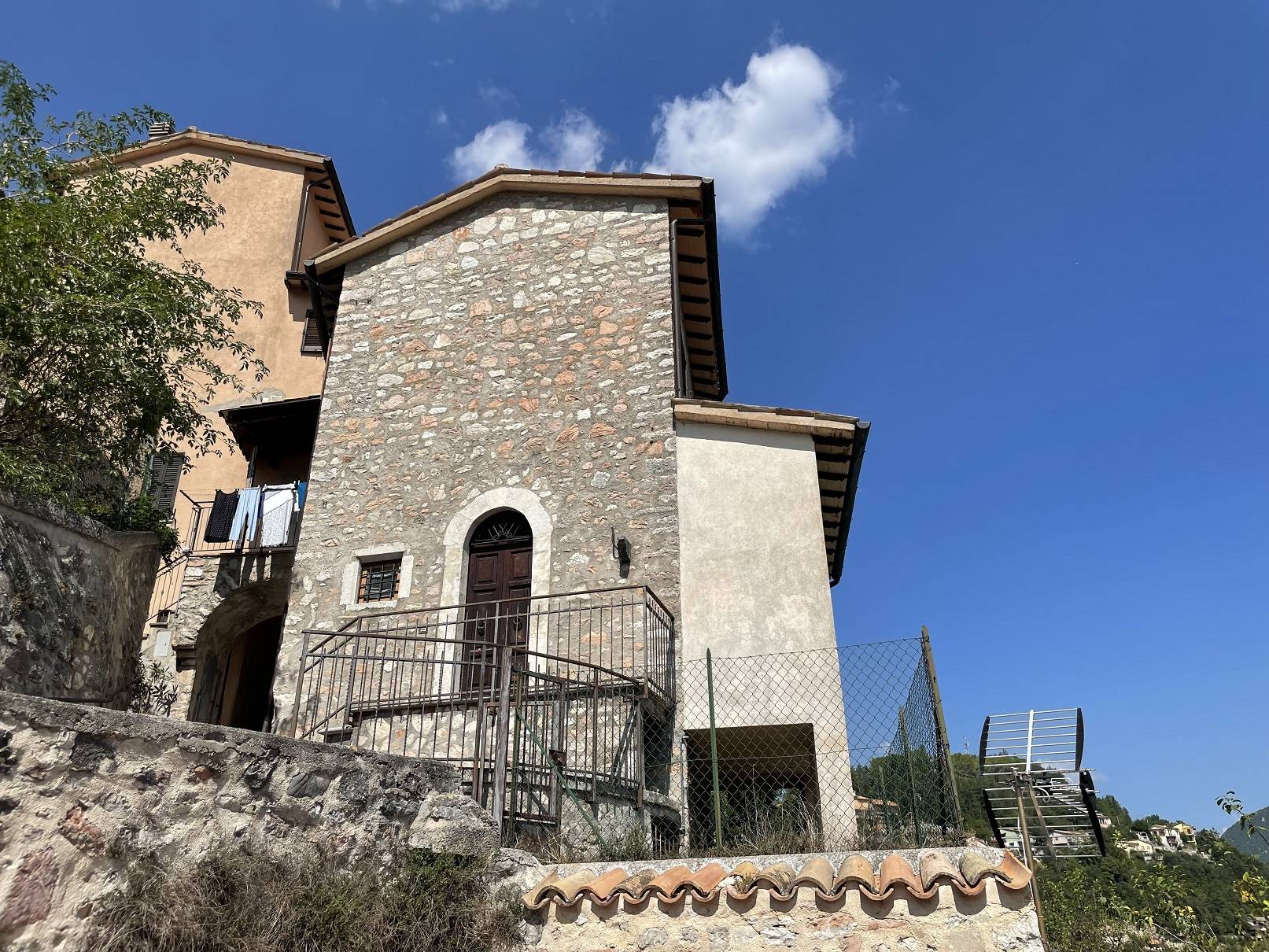 Casa semi indipendente in vendita a Cerreto di Spoleto, Cerreto di Spoleto - Centro