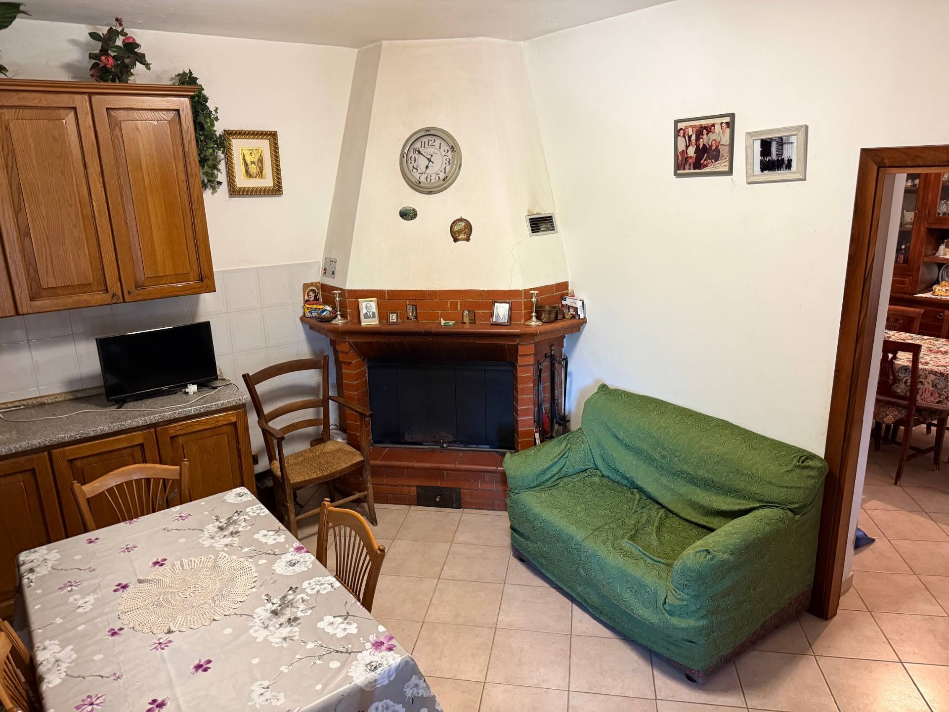 Rustico/Casale/Corte in vendita a Cerreto di Spoleto, Collesoglio