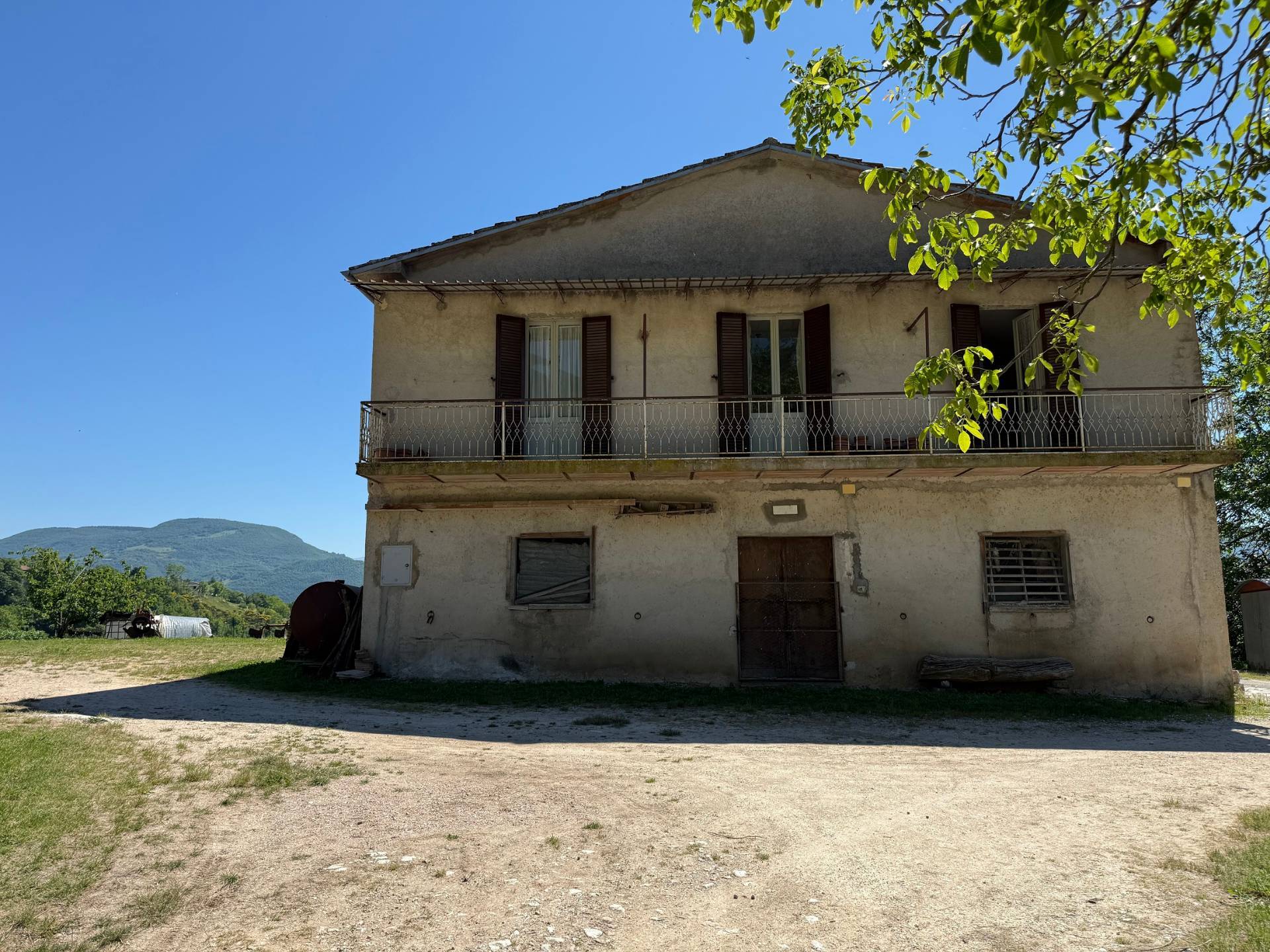 Rustico/Casale/Corte in vendita a Cerreto di Spoleto, Collesoglio