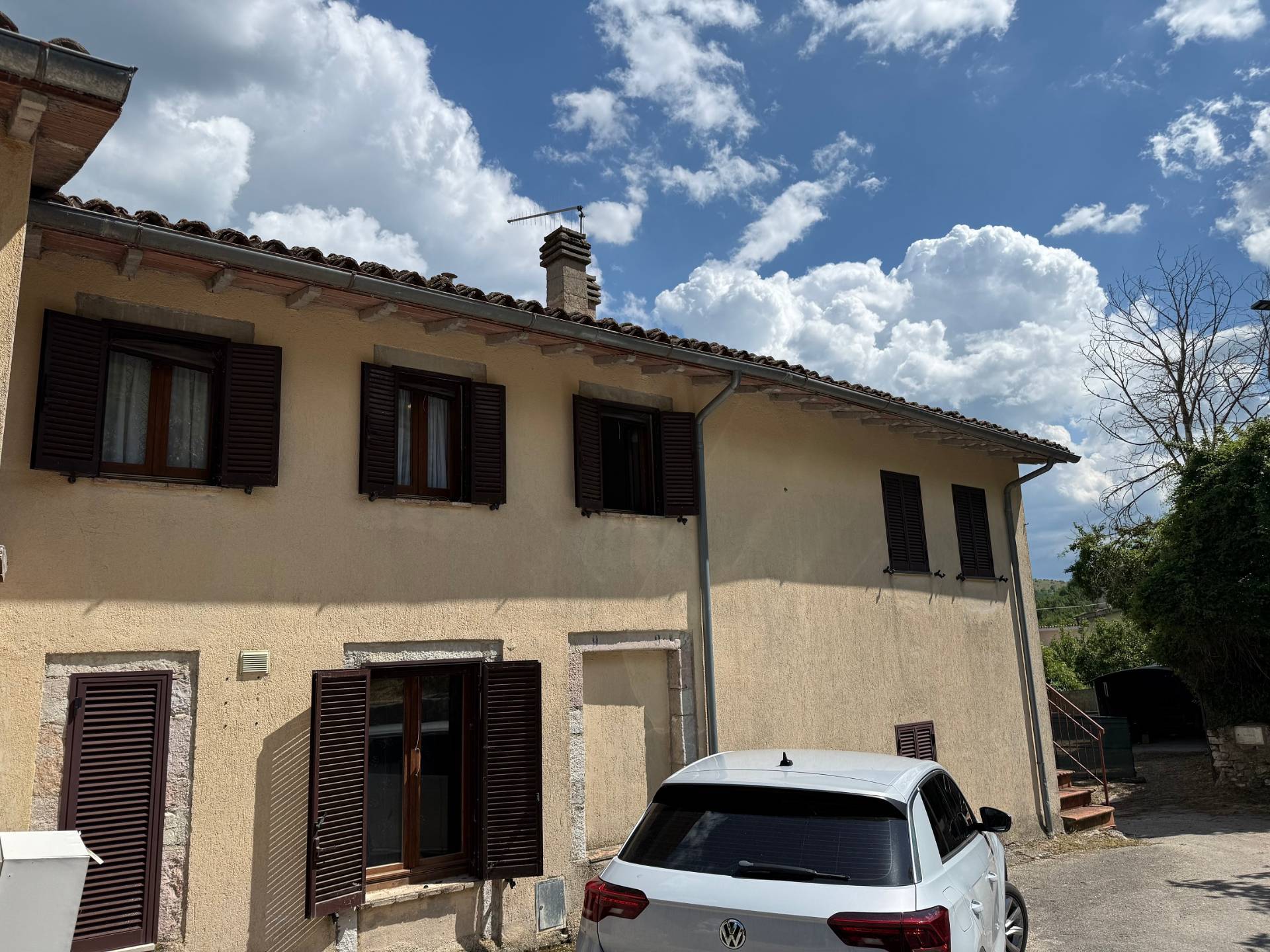 Porzione di Casa in vendita a Cerreto di Spoleto, Macchia