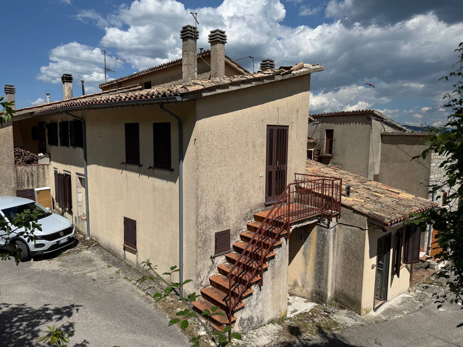 Porzione di Casa in vendita a Cerreto di Spoleto, Macchia