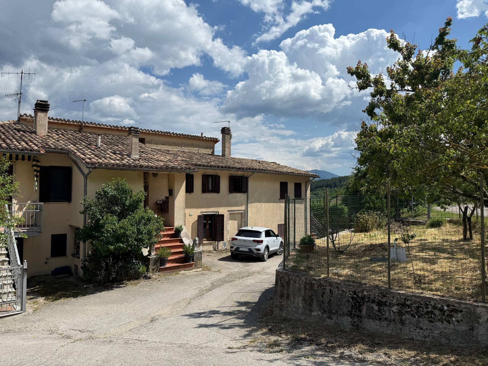 Porzione di Casa in vendita a Cerreto di Spoleto, Macchia
