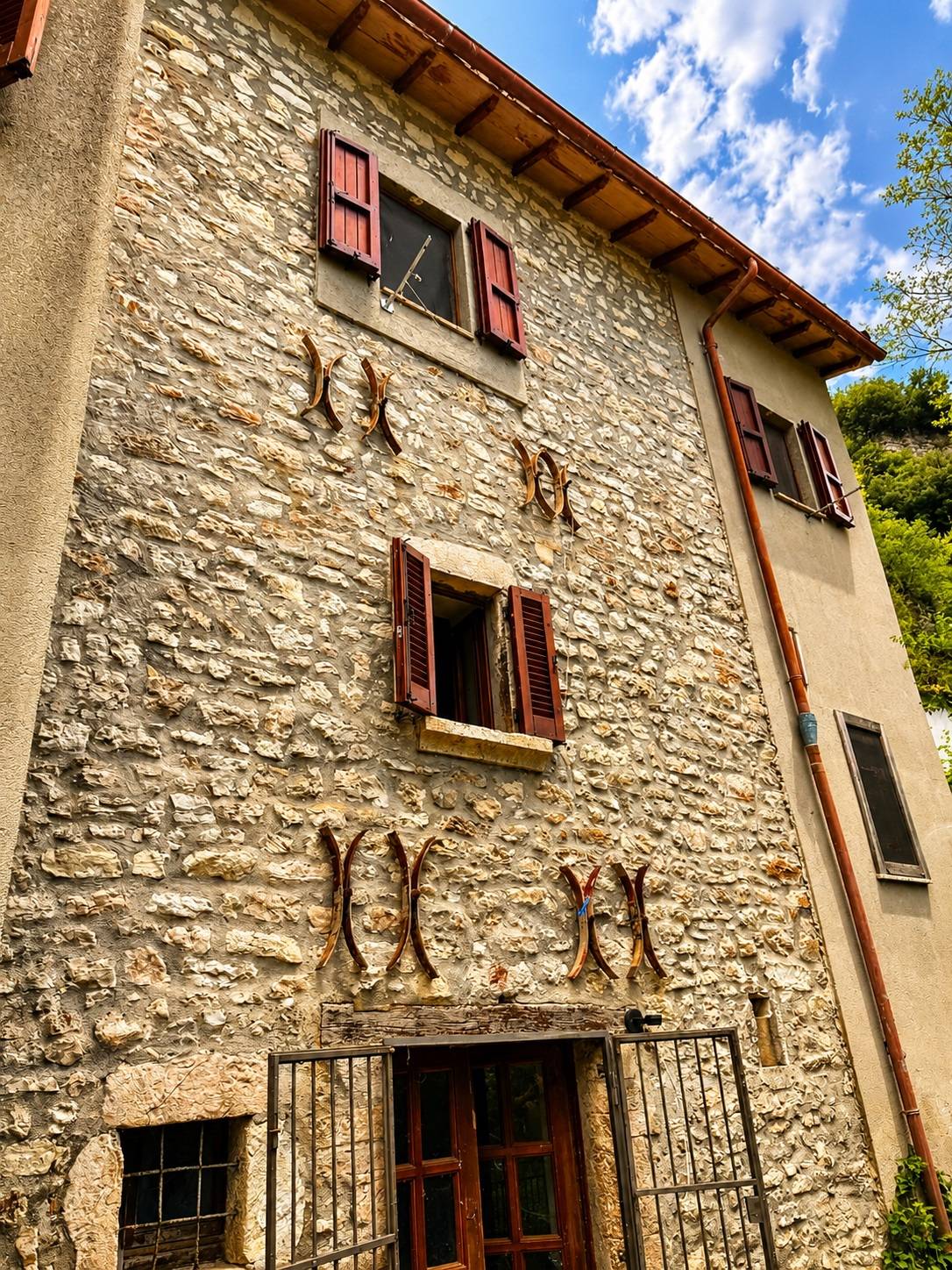 Porzione di Casa in vendita a Cerreto di Spoleto, Ponte