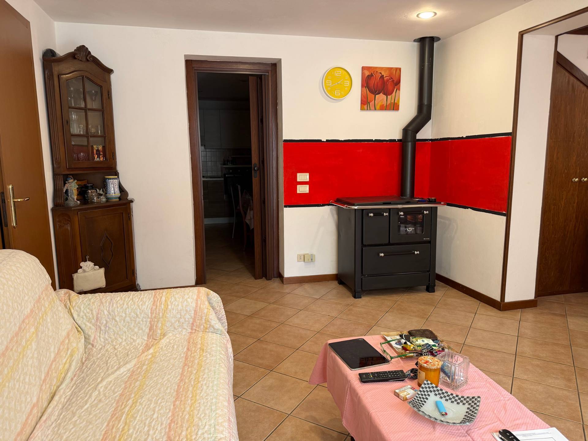 Casa semi indipendente in vendita a Sellano, Sellano