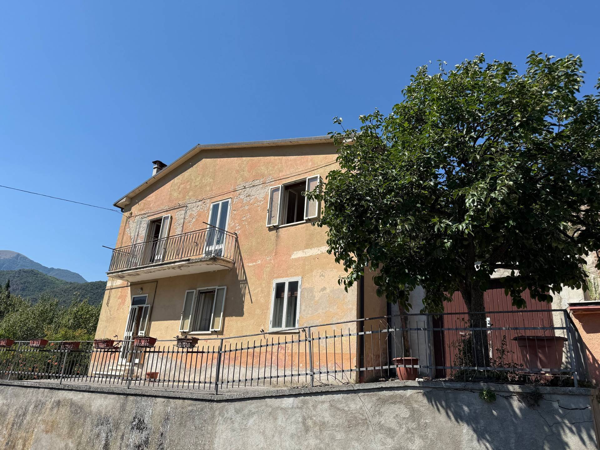 Casa indipendente in vendita a Cerreto di Spoleto, Ponte