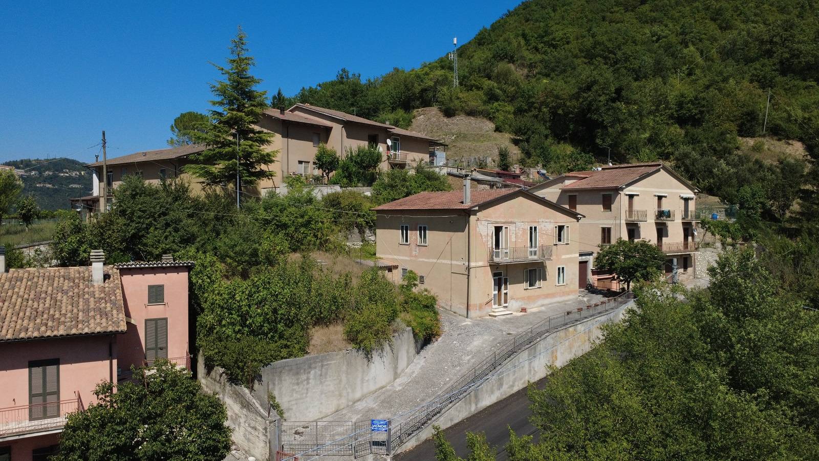 Casa indipendente in vendita a Cerreto di Spoleto, Ponte