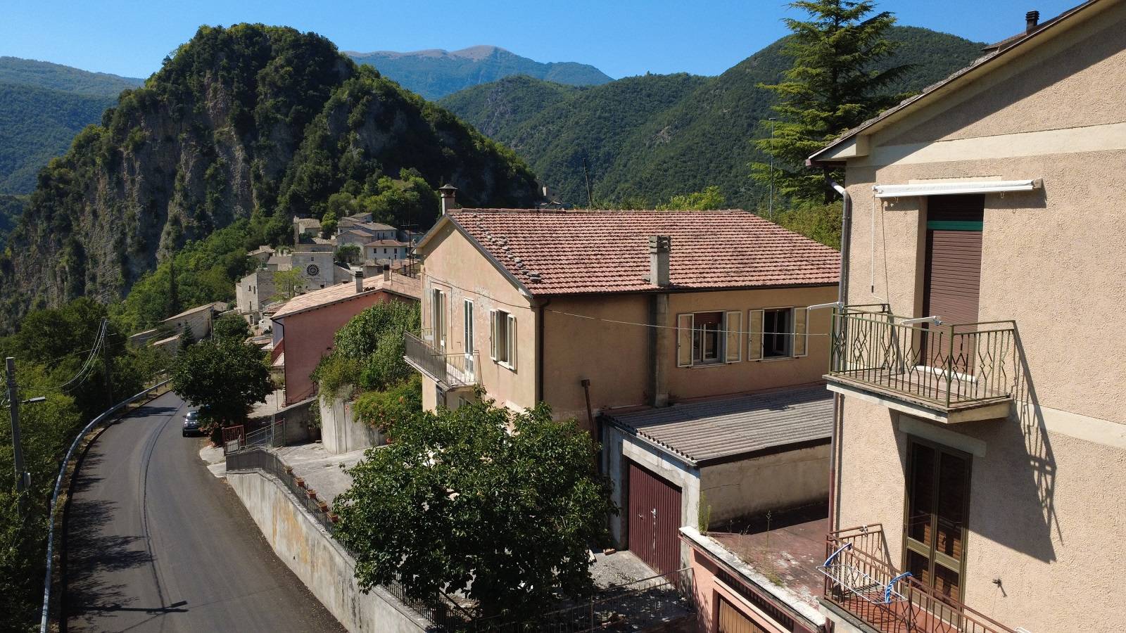 Casa indipendente in vendita a Cerreto di Spoleto, Ponte