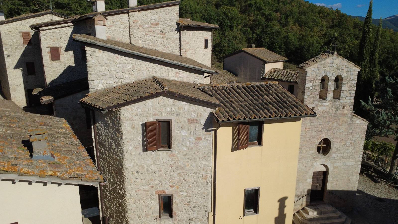 Porzione di Casa in vendita a Sellano