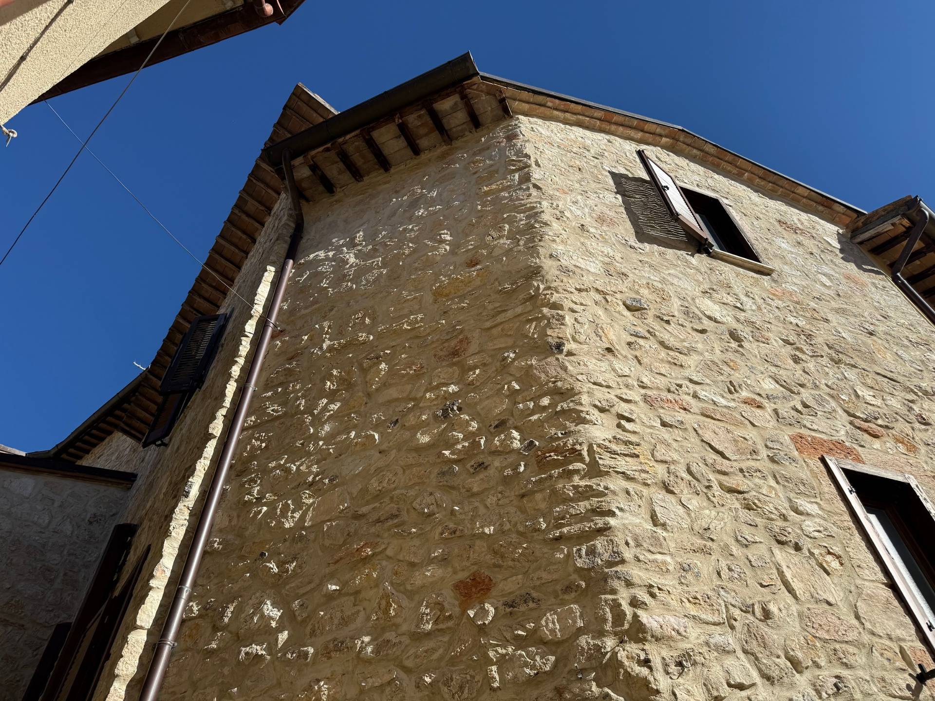 Porzione di Casa in vendita a Sellano