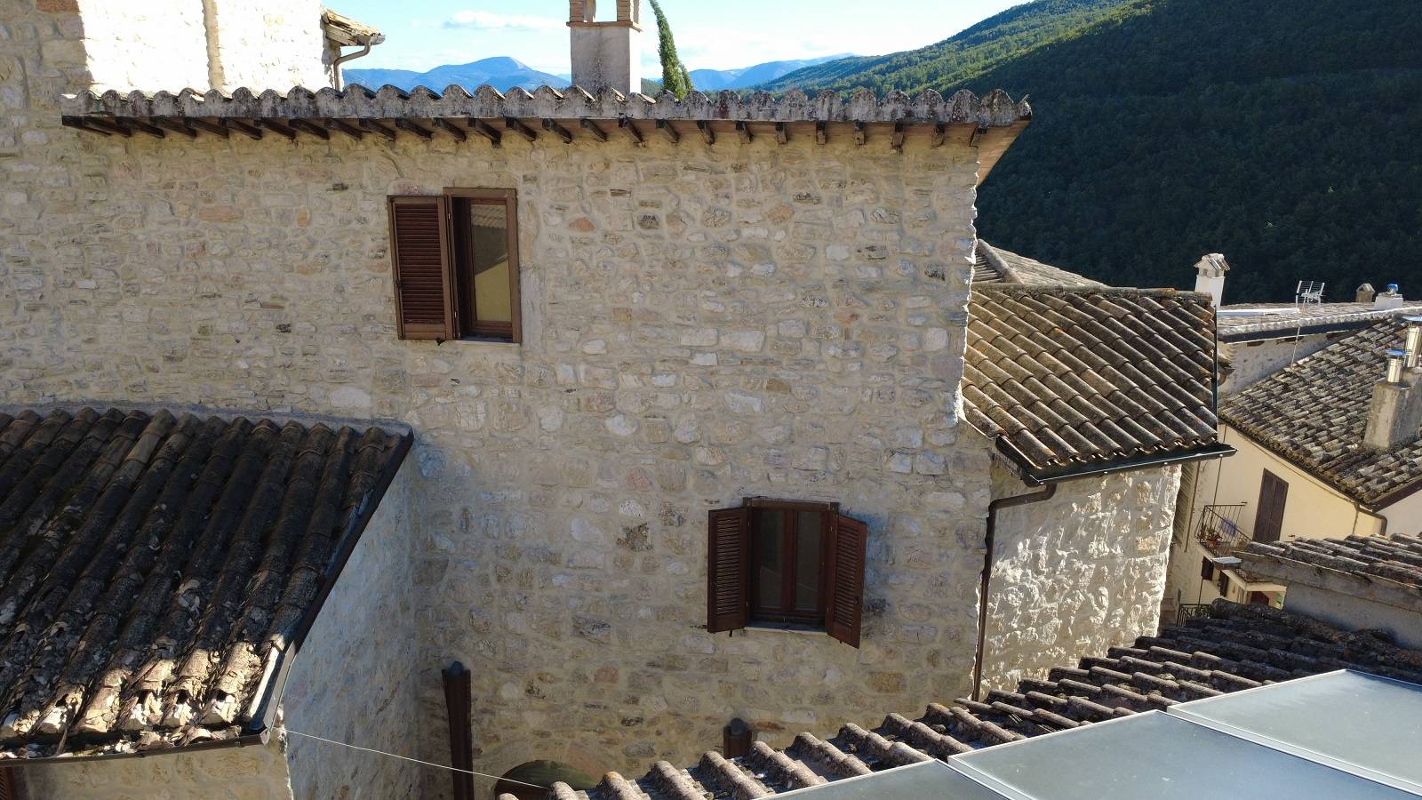 Porzione di Casa in vendita a Sellano