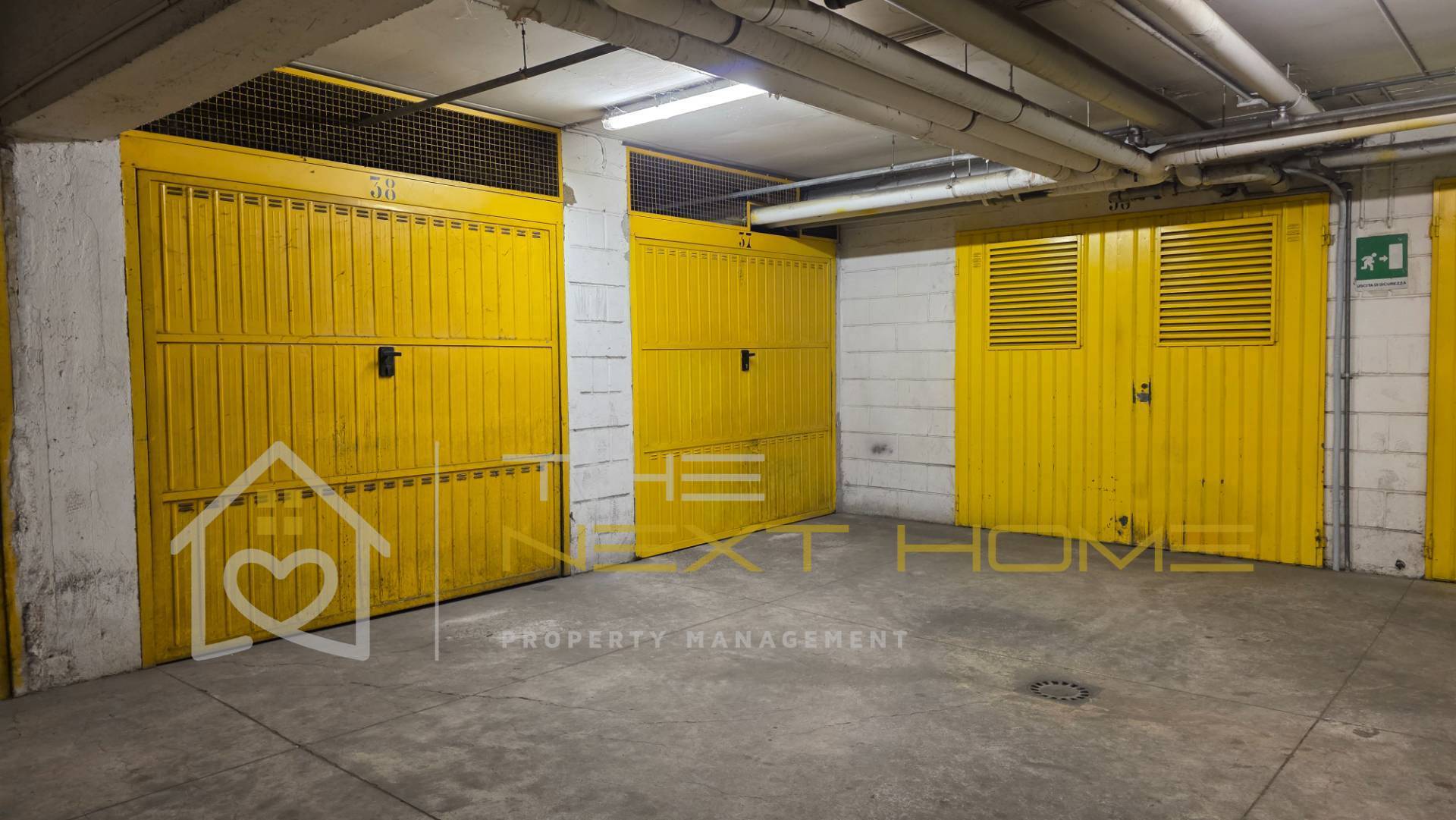 Box - Garage in vendita a Firenze, Dalmazia