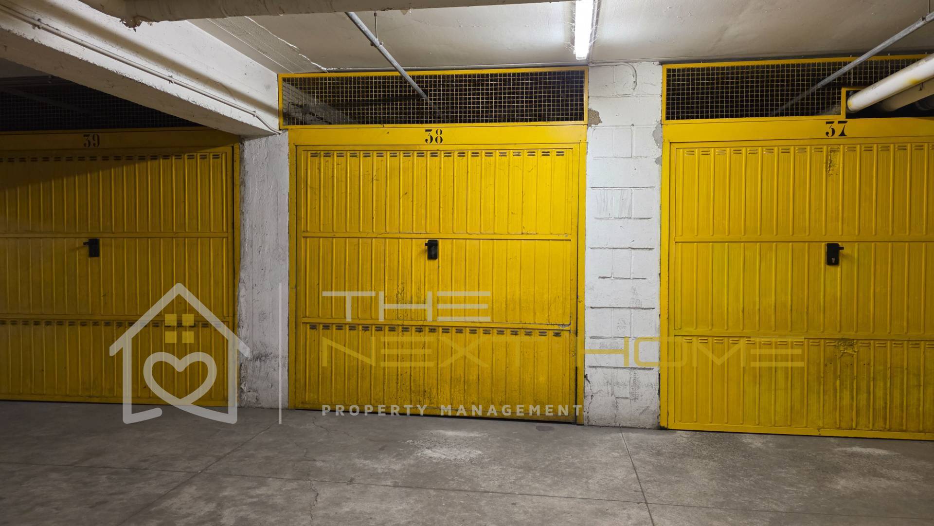 Box - Garage in vendita a Firenze, Dalmazia