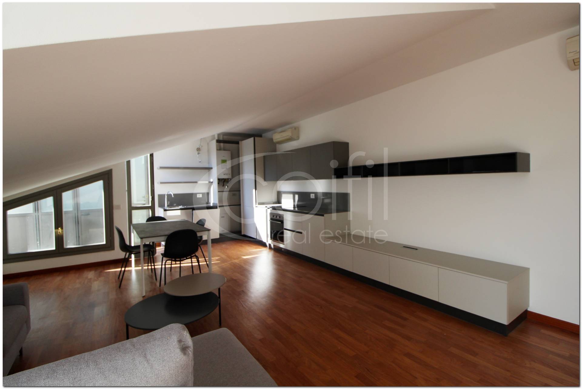 Appartamento in affitto a Milano, Centro Storico