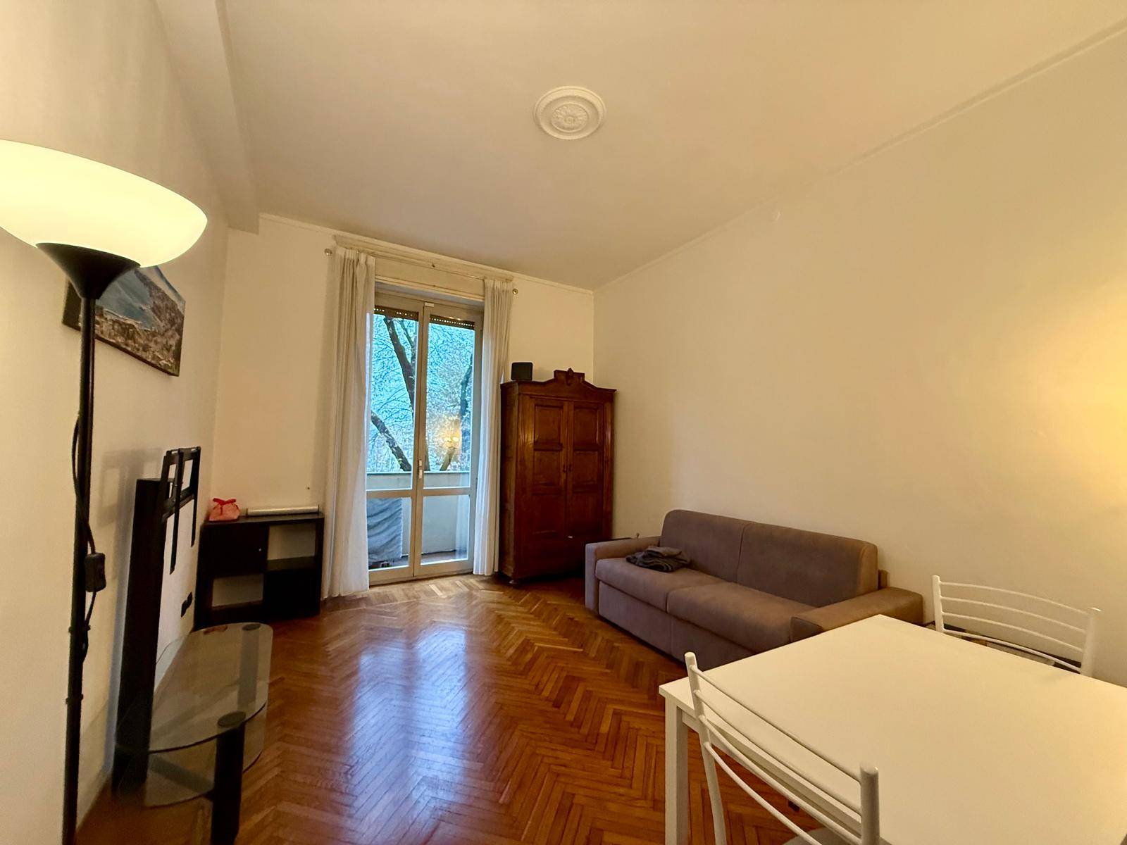 Appartamento in affitto a Milano, Firenze