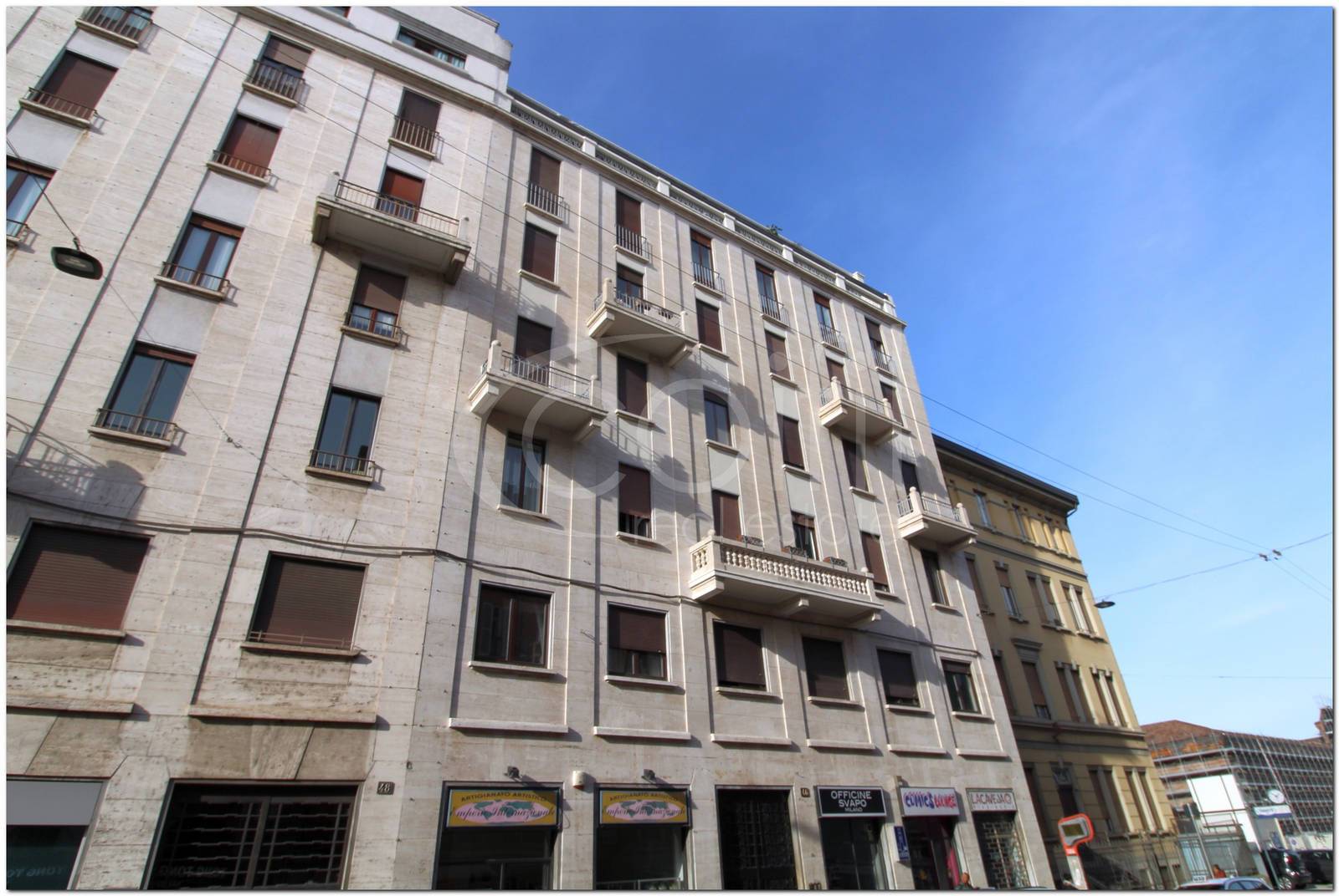 Locale commerciale in affitto a Milano, Porta Romana