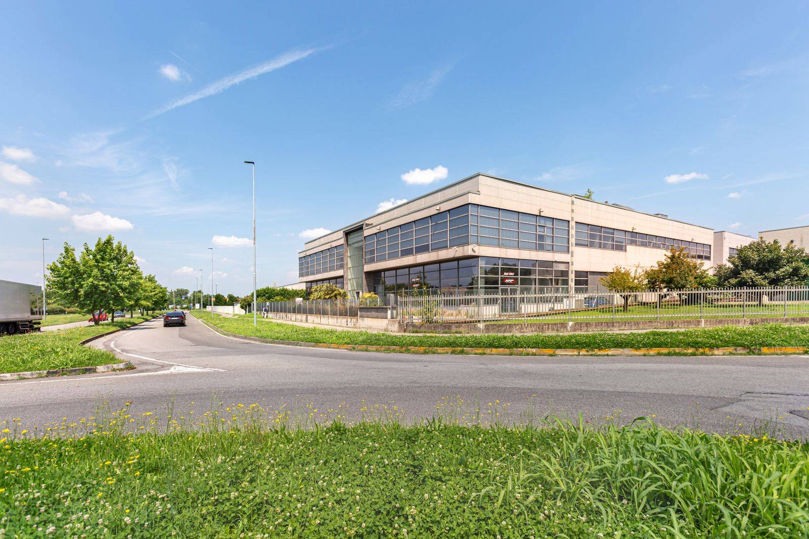 Laboratorio in vendita a Villasanta