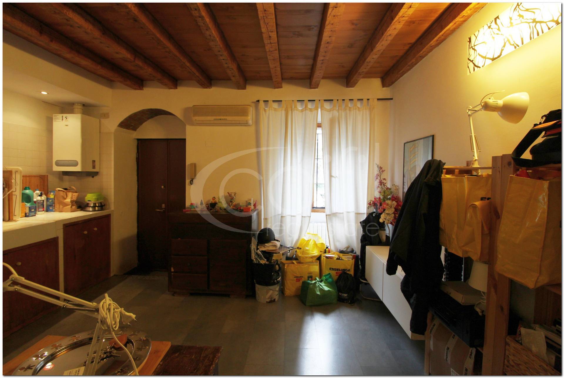 Appartamento in vendita a Milano, P.ta Genova