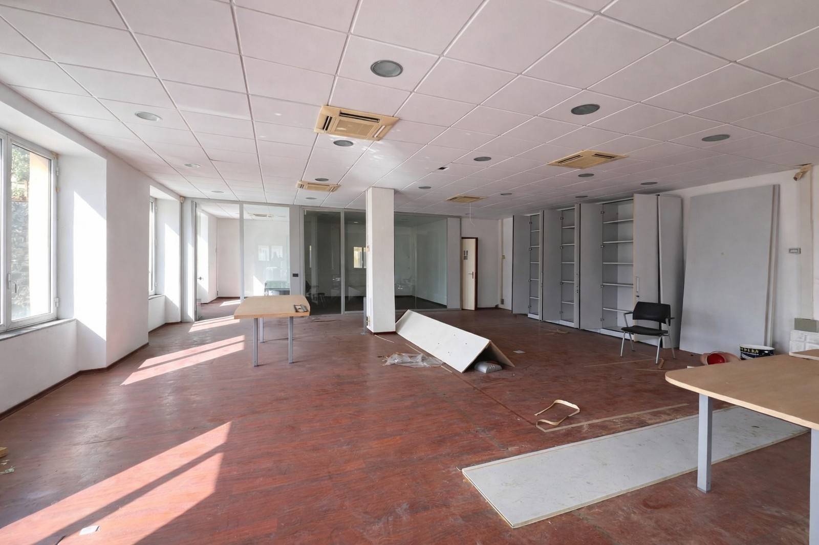 Studio/Ufficio in vendita a Genova, Bolzaneto