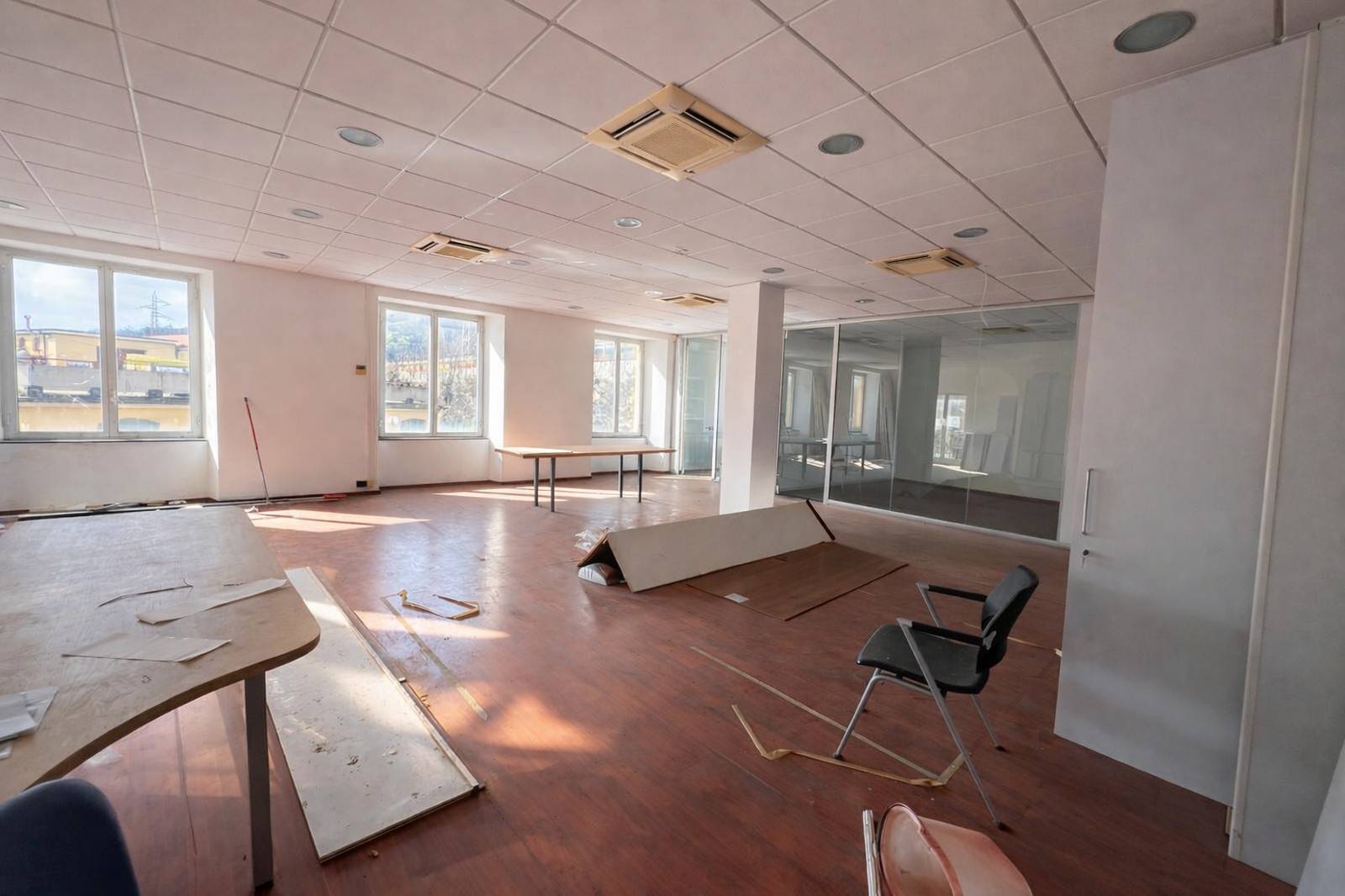 Studio/Ufficio in vendita a Genova, Bolzaneto