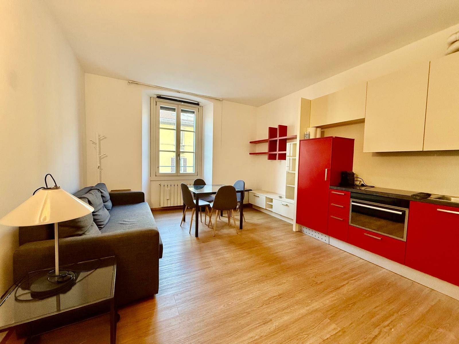 Appartamento in affitto a Milano, P.ta Genova