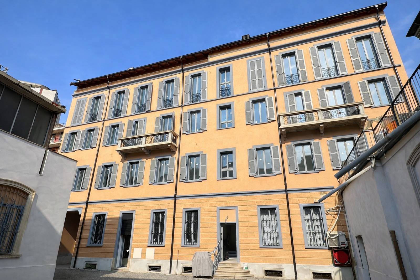 Appartamento in vendita a Monza, San Carlo