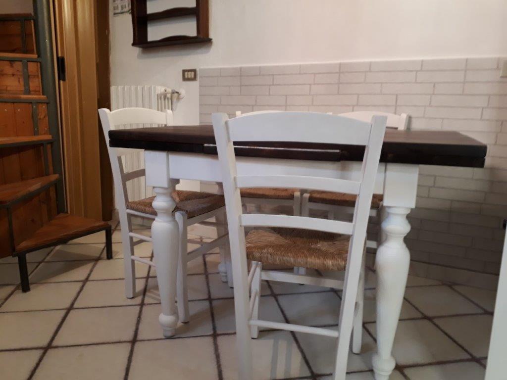 Casa indipendente arredata in affitto a Calci