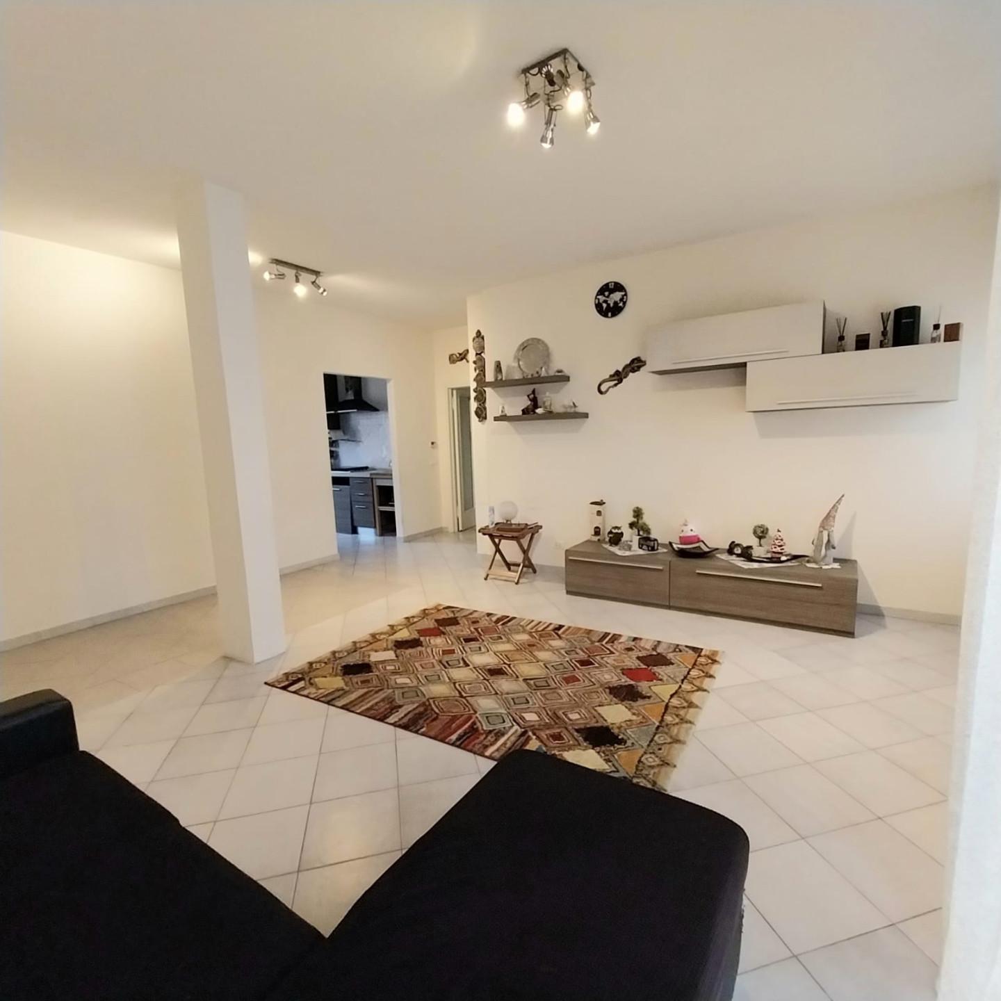 Appartamento in vendita a Cascina