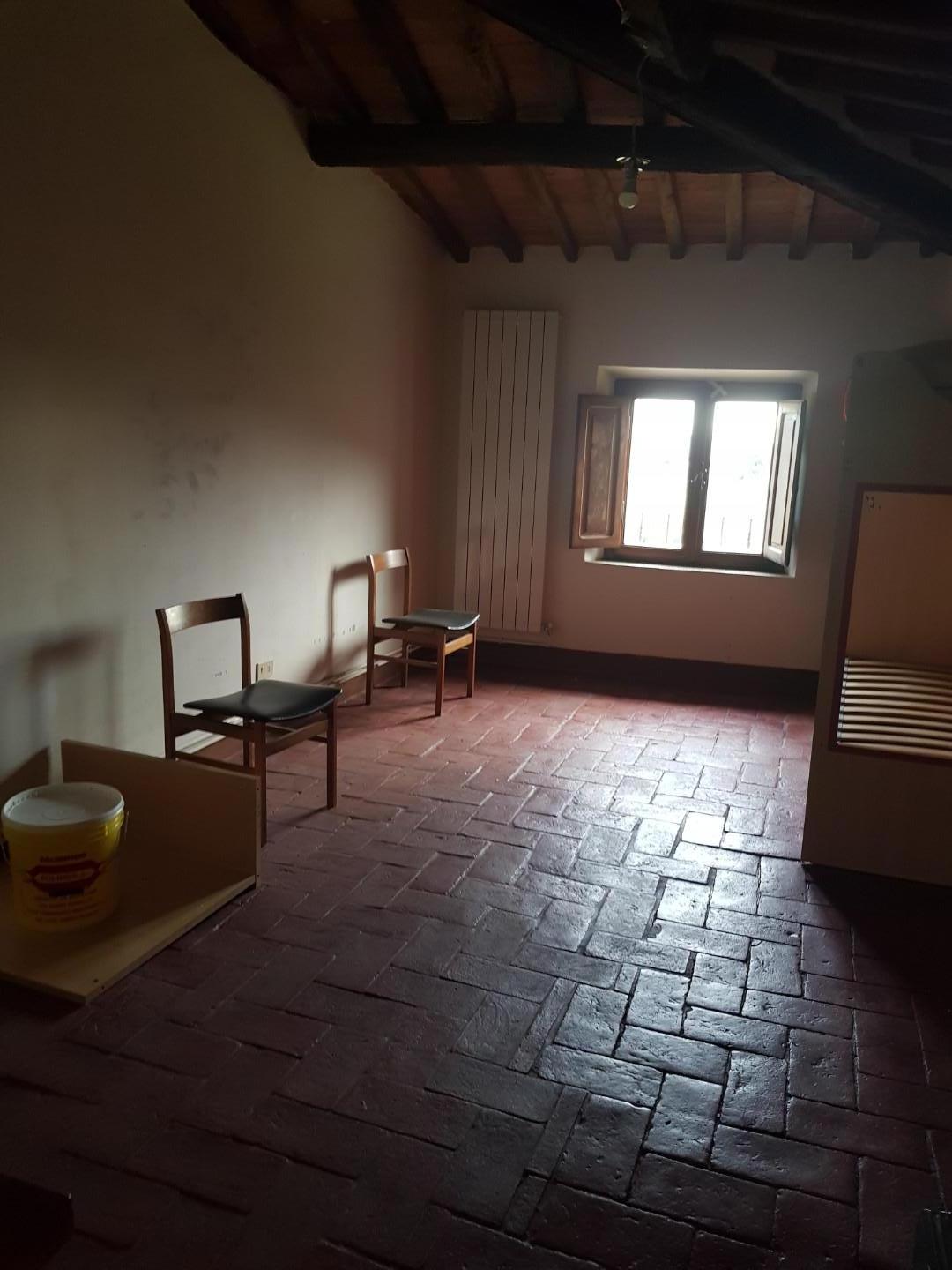 Trilocale in affitto a Calci