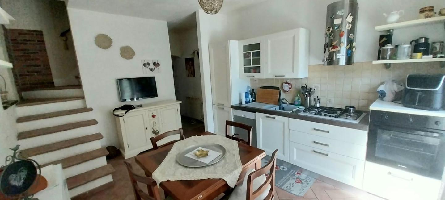 Casa indipendente con giardino a Calci