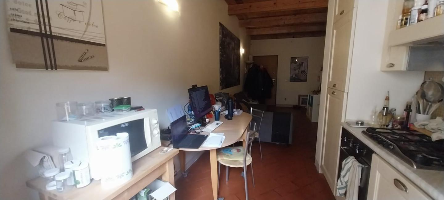 Bilocale arredato in affitto a Calci