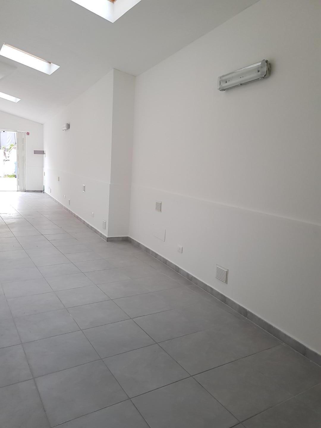 Locale commerciale in affitto, San Giuliano Terme asciano