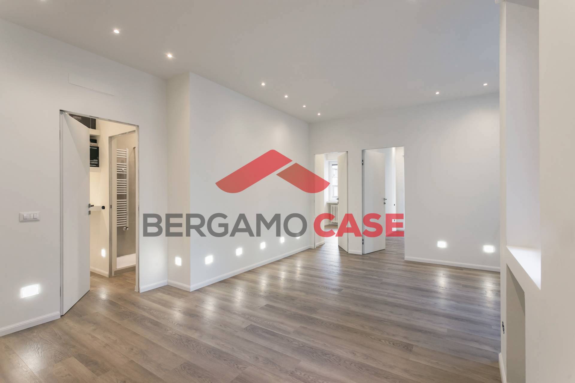 Trilocale in vendita a Bergamo, Centrale