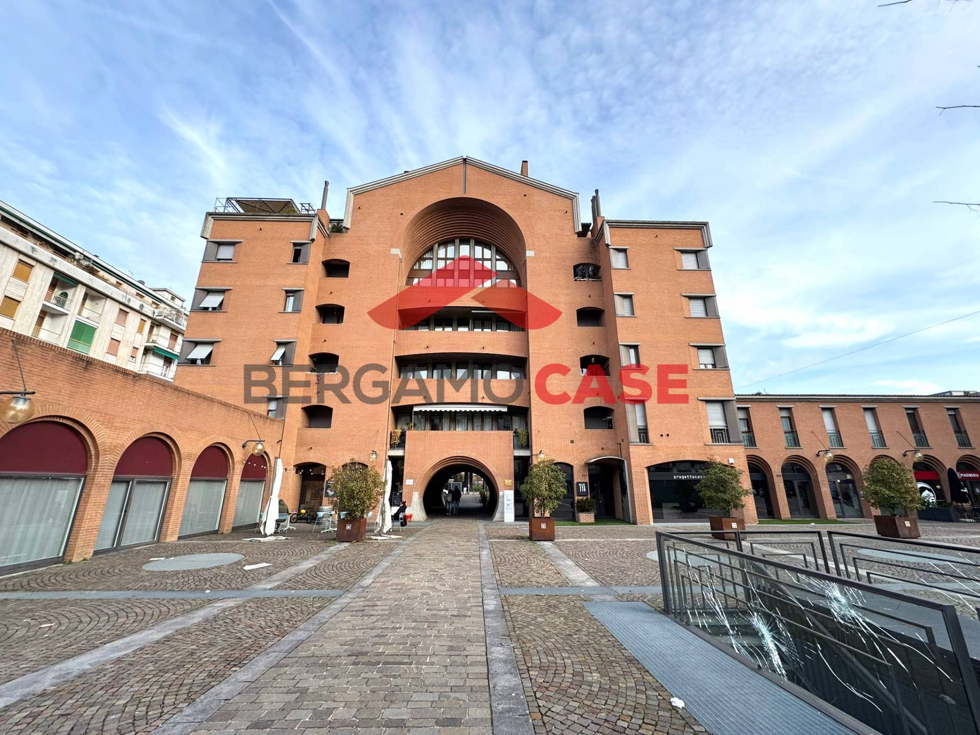 Trilocale in affitto a Bergamo, Borgo Palazzo Media