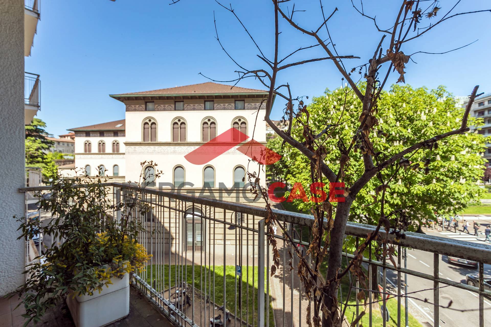 Plurilocale in vendita a Bergamo