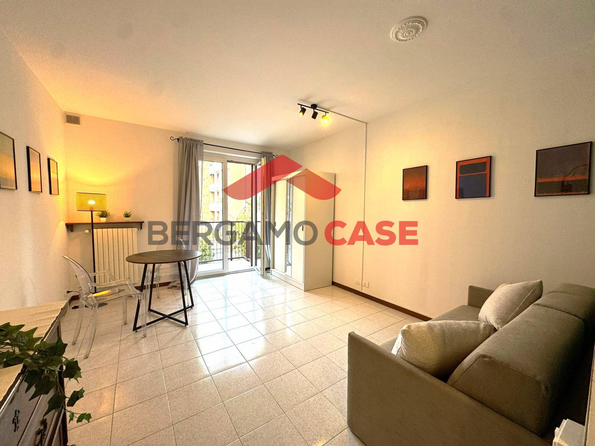 Monolocale in affitto a Torre Boldone