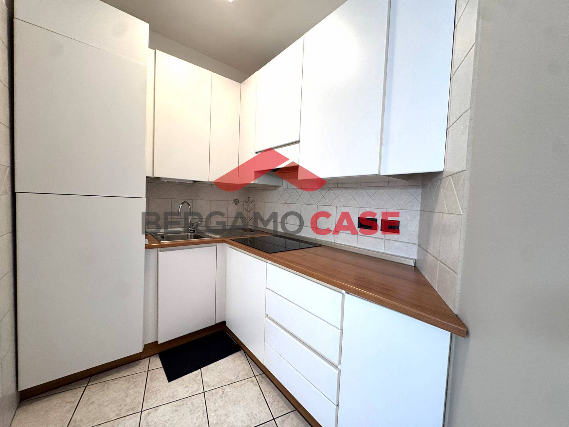 Bilocale in affitto a Bergamo, Centrale