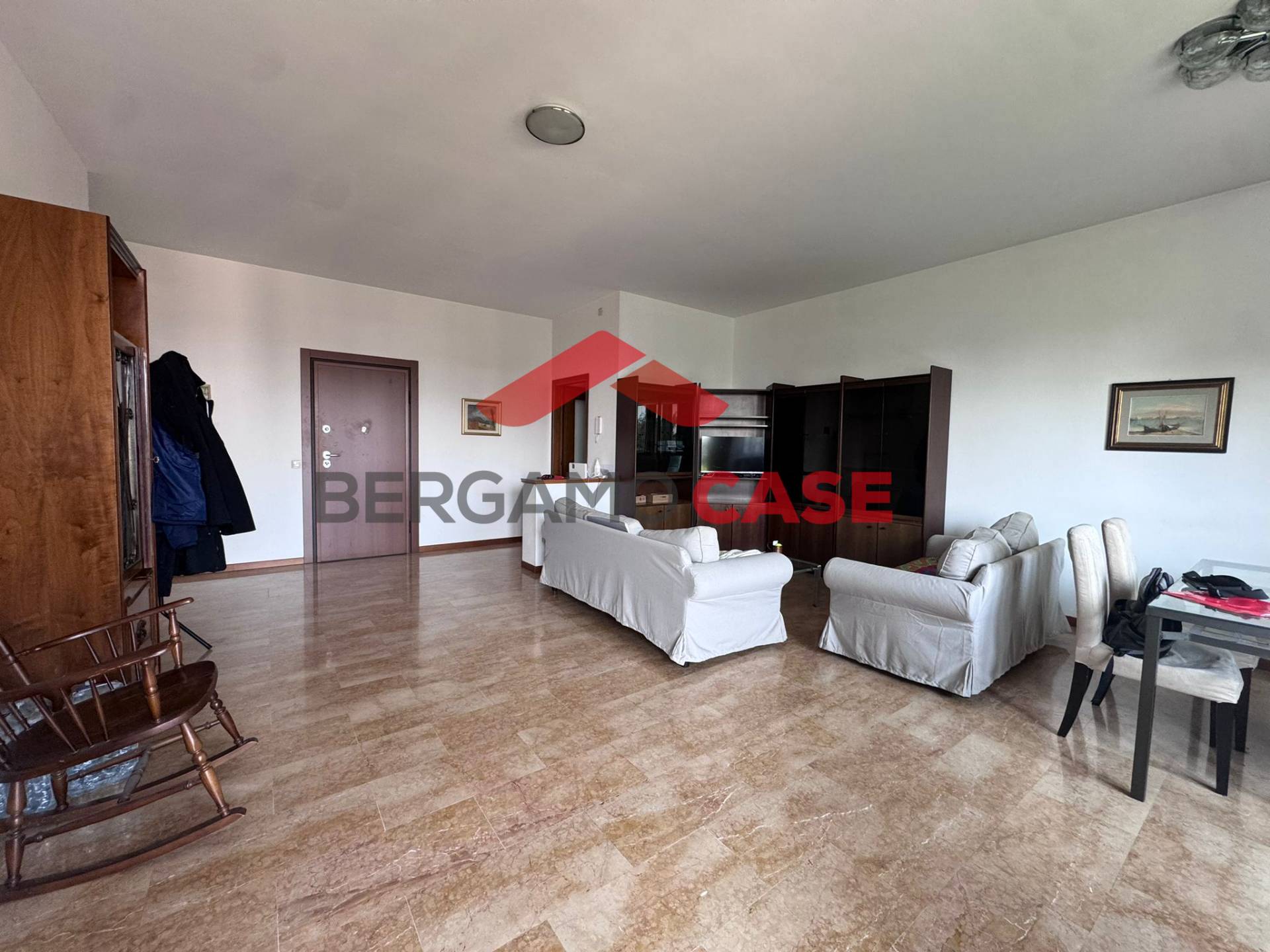 Trilocale in affitto a Bergamo, Redona
