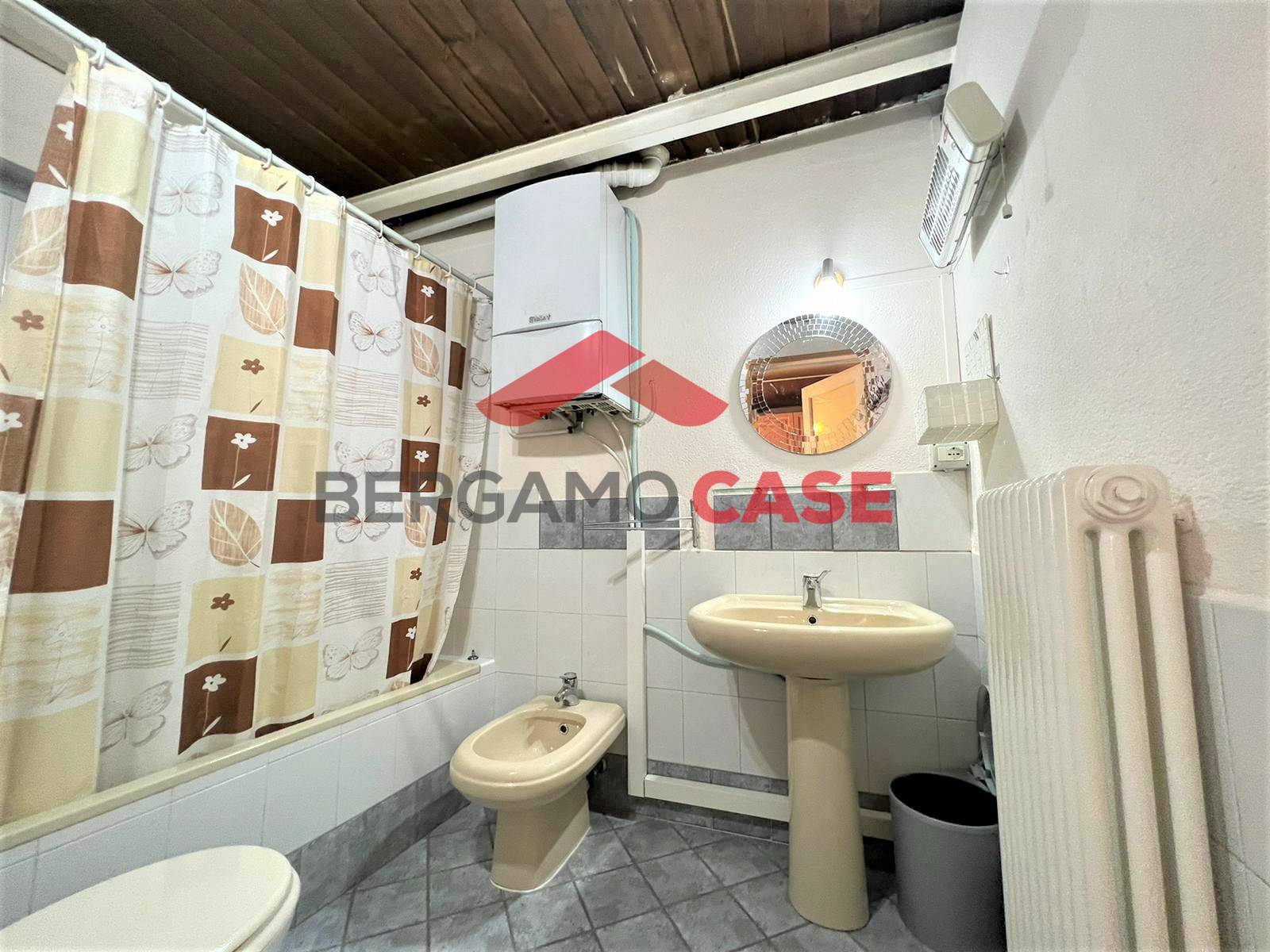 Bilocale in affitto a Bergamo, Centrale